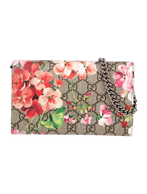 Gucci Gg Supreme Blooms Wallet On Chain Bag 